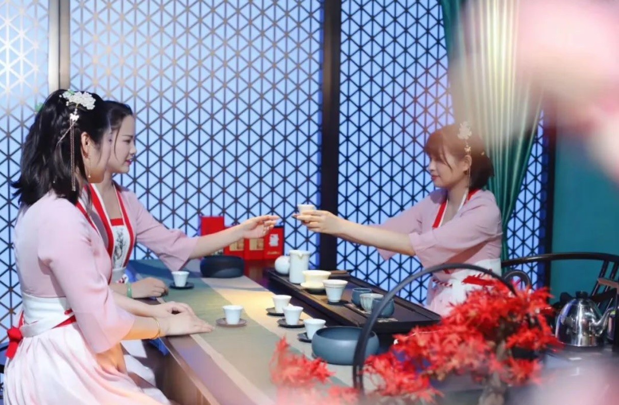 昆明试了武汉精油足疗油压桑拿,养生群体的福地